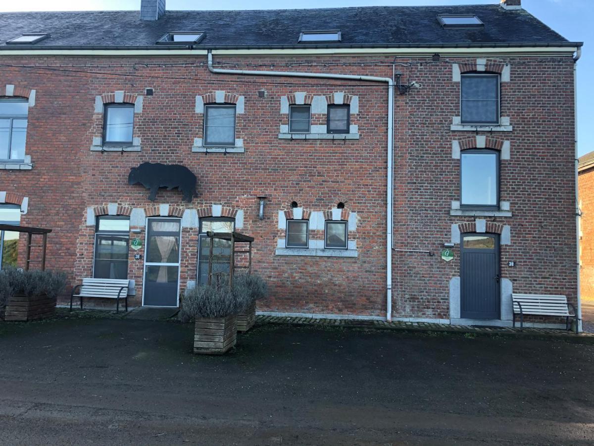 Les Gites "Le Petit Val" Durbuy Bagian luar foto